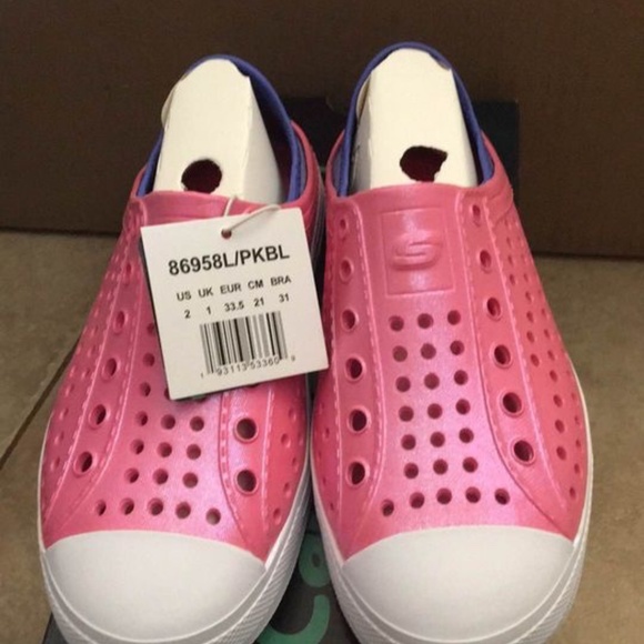 BRAND NEW girl skechers Cali guzman step in shoes size 2Y (waterproof) - Picture 5 of 8